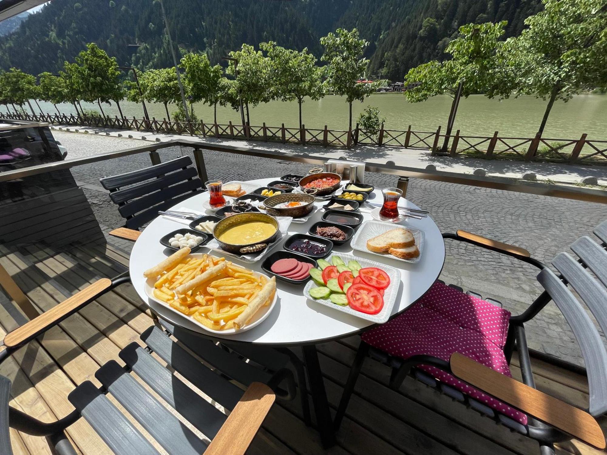 Ozkan Otel Uzungol Bagian luar foto